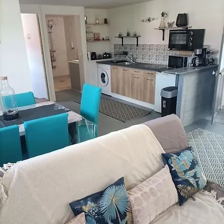 Appartement La Grange 2 Chambres, 4 Couchages Neuilly-l'Eveque
